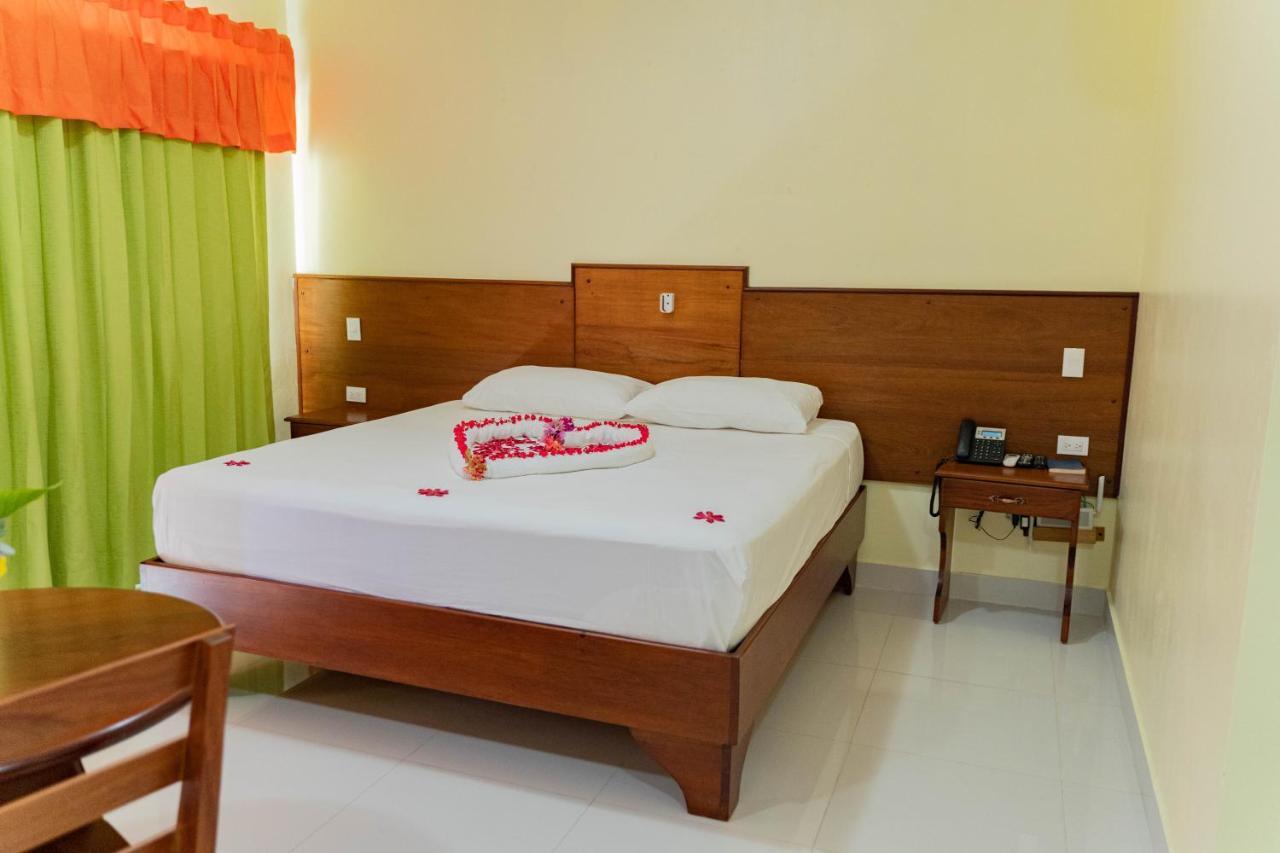 Hotel Yonu Пунта-Кана Экстерьер фото